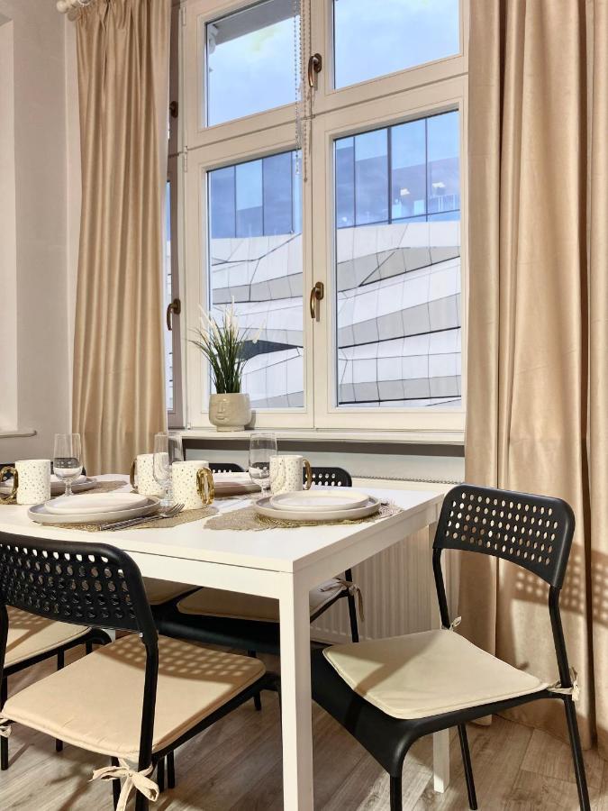 Crystal Sw. Marcin Poznan Apartman Kültér fotó